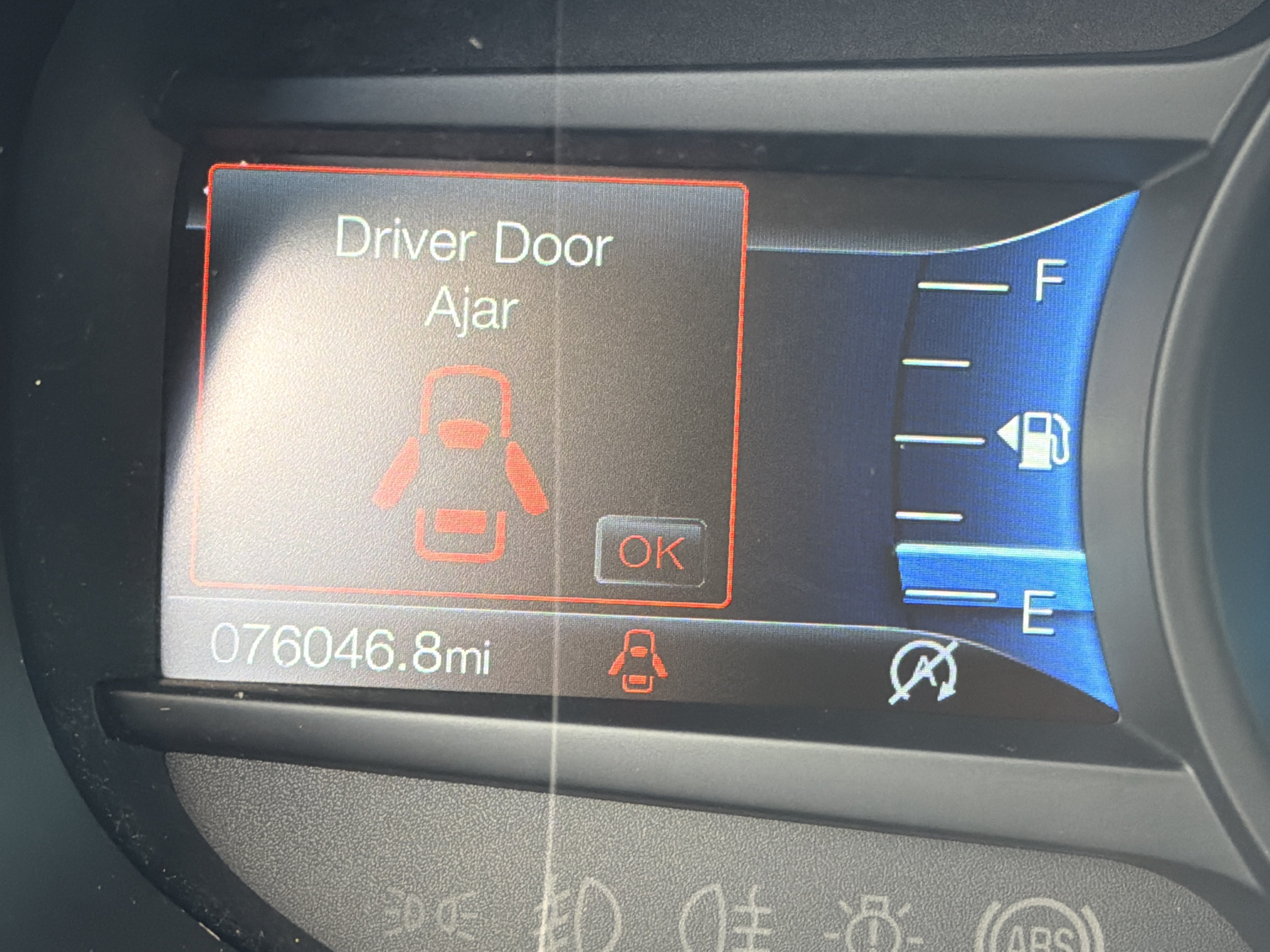 Used 2023 Silver Metallic Ford SEL image 28