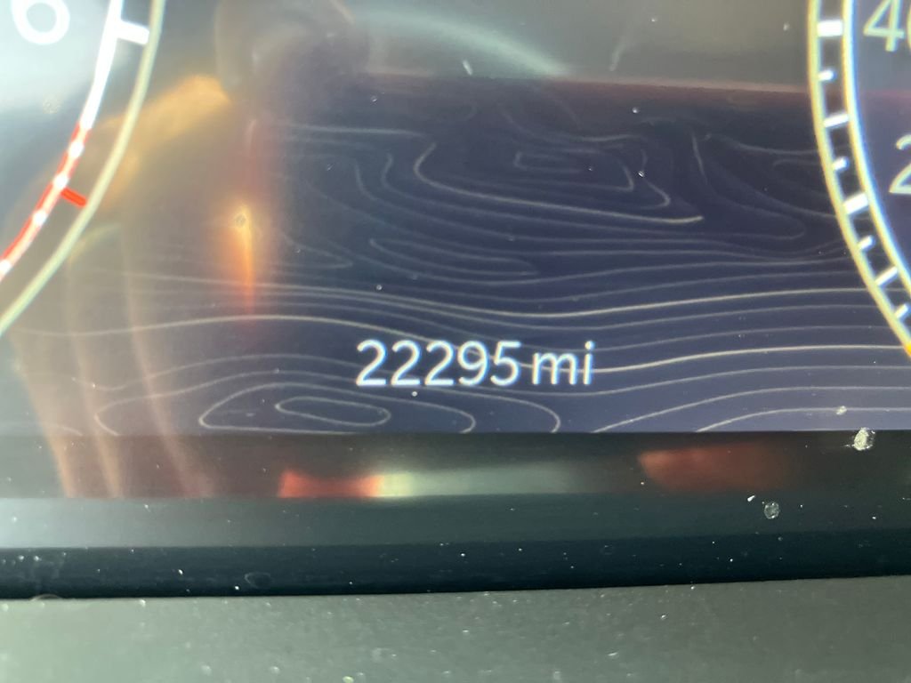 Used 2023 Gray Jeep Limited image 19