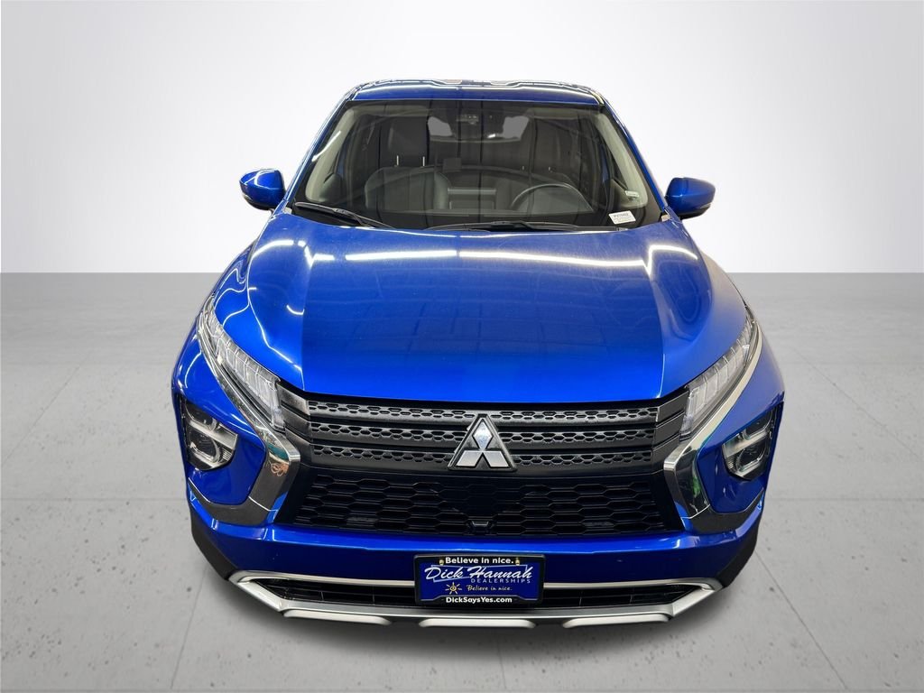 Used 2024 Blue Mitsubishi SE image 12