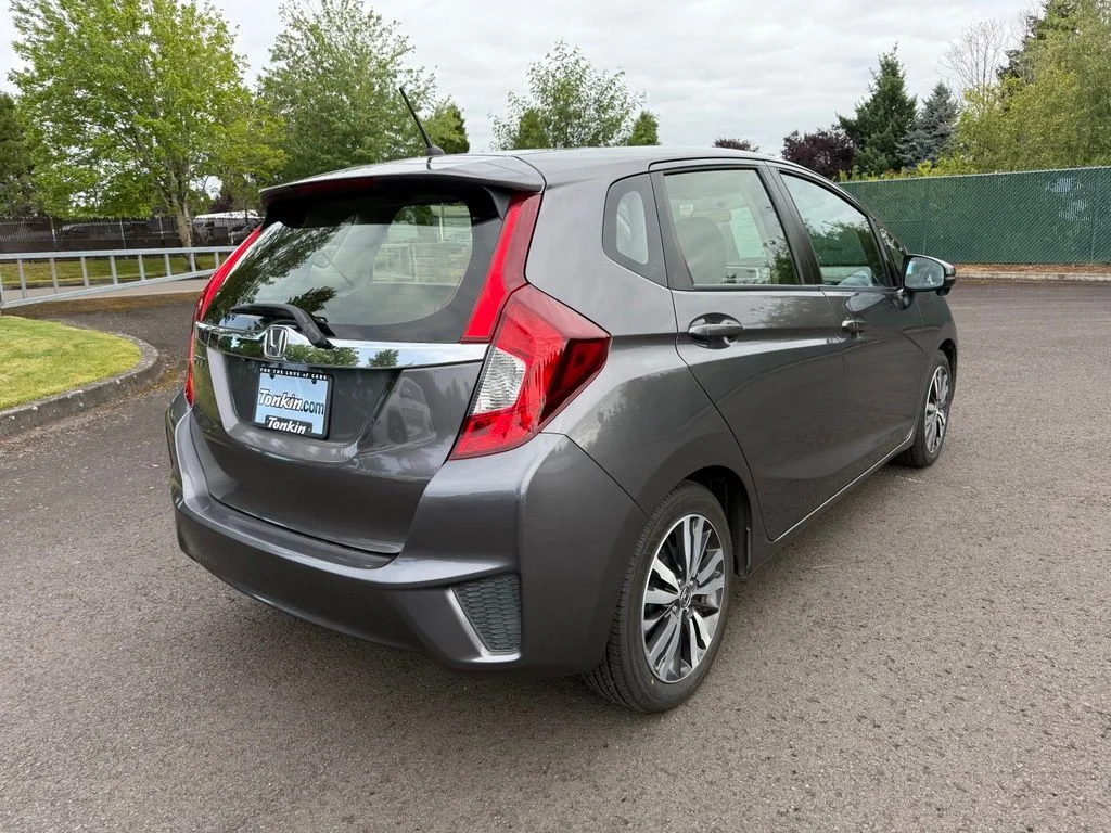 Used 2017 Modern Steel Metallic Honda EX image 7