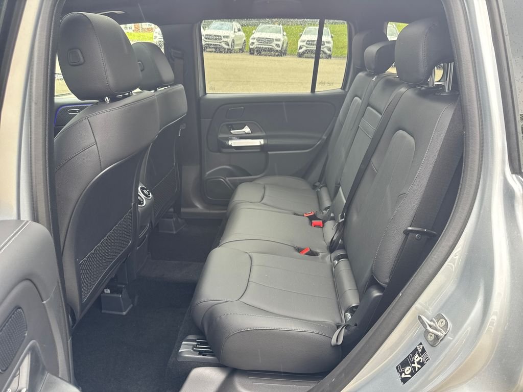 New 2026 Cirrus Silver Metallic Mercedes-Benz GLB 250 image 28