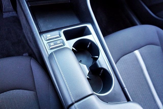 Used 2024 Silver Hyundai SEL image 29