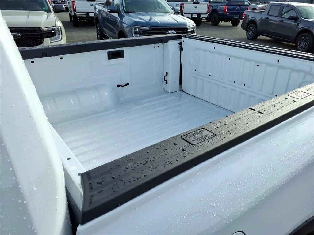New 2025 Oxford White Ford LARIAT® image 12