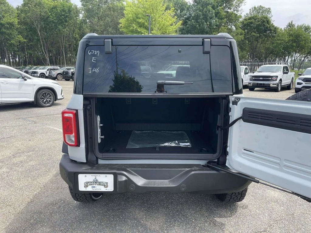 New 2026 Avalanche Gray Ford Big Bend image 10