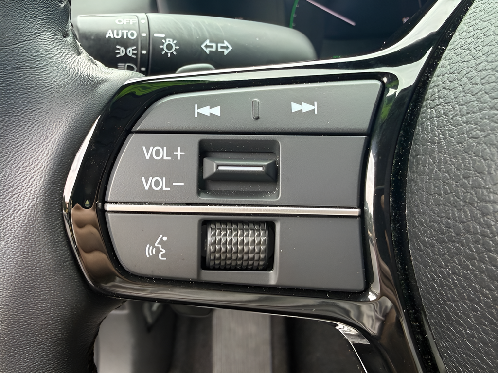 Used 2024 Gray Honda Touring image 16
