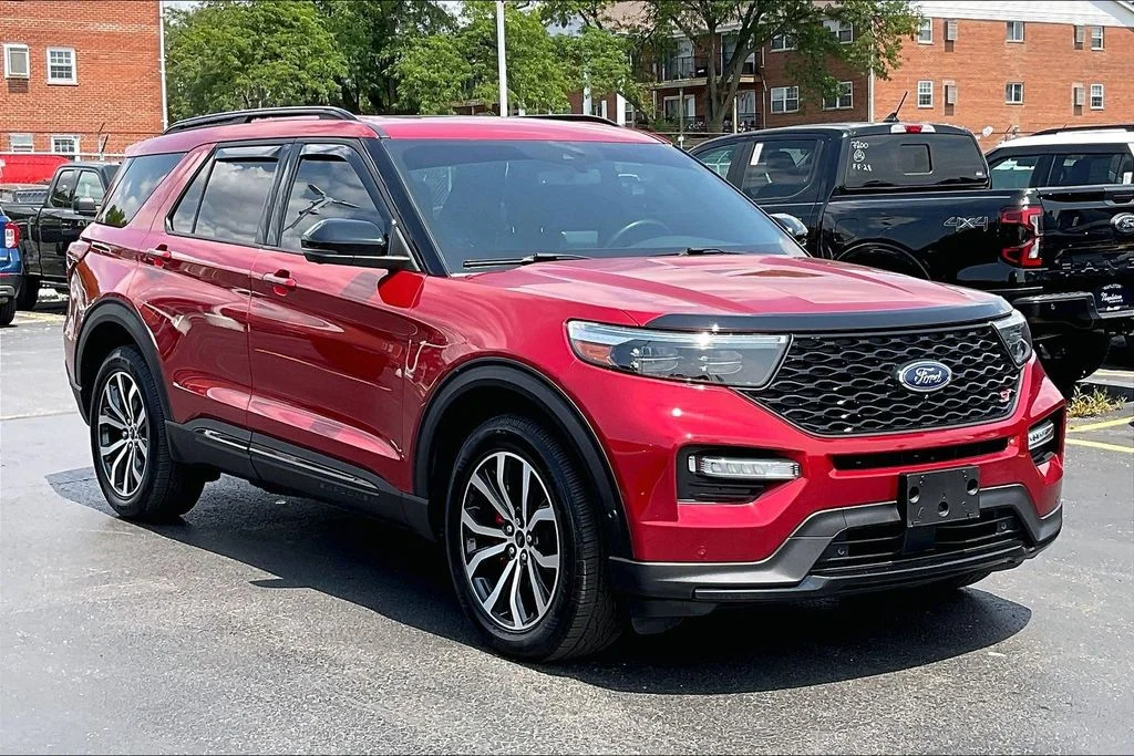 Used 2020 Red Ford ST image 35