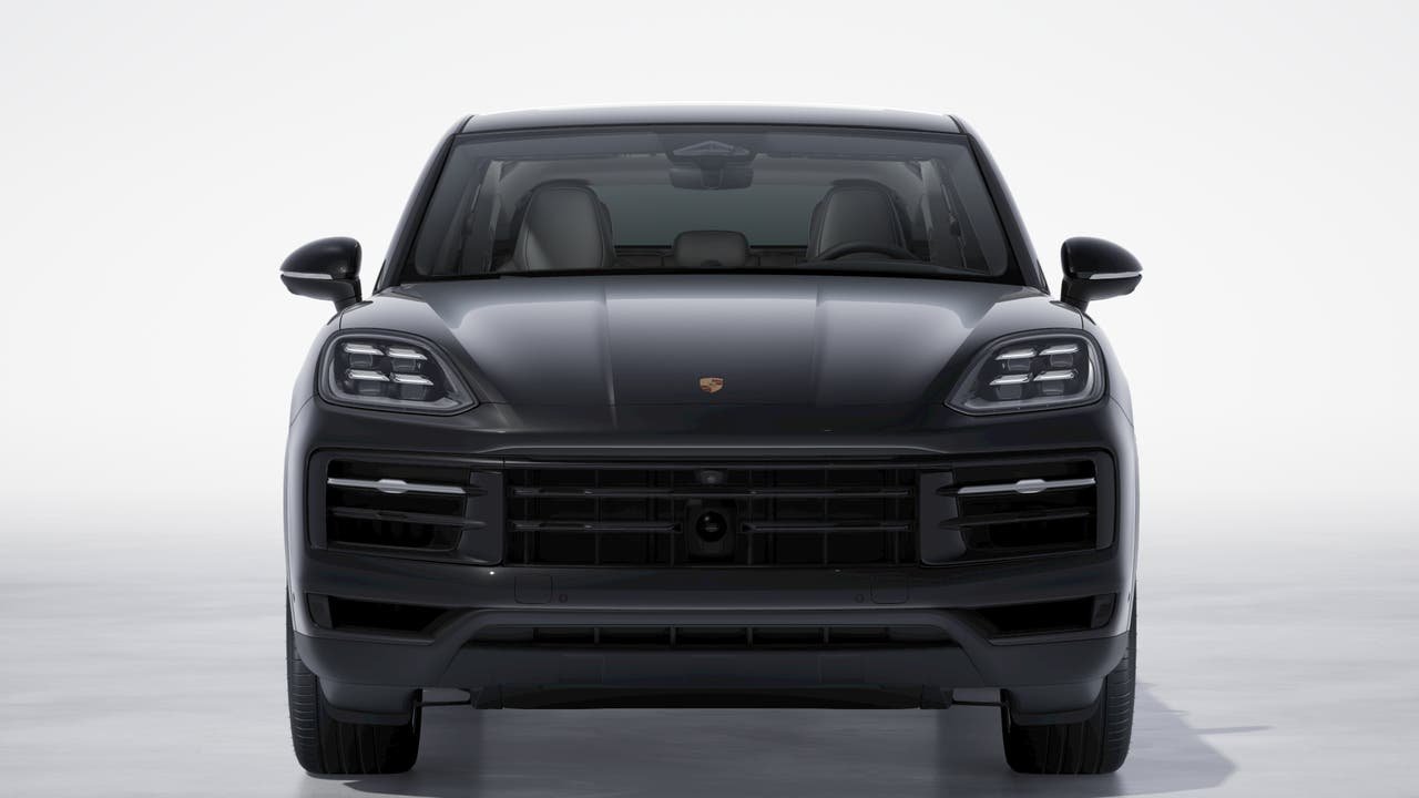 Certified Used 2024  Porsche S image 8