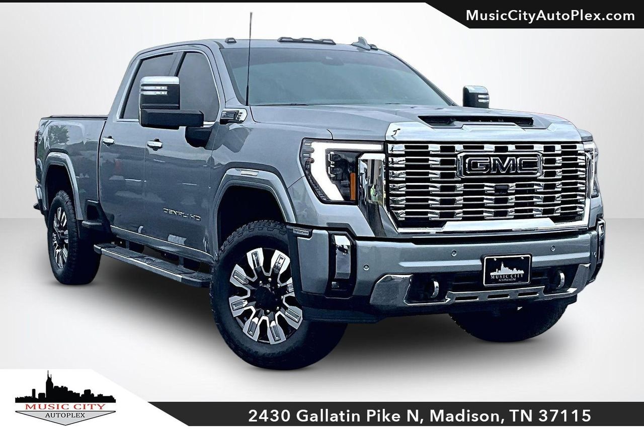 2025 GMC Sierra 4WD Crew Cab Standard Box Denali's photo