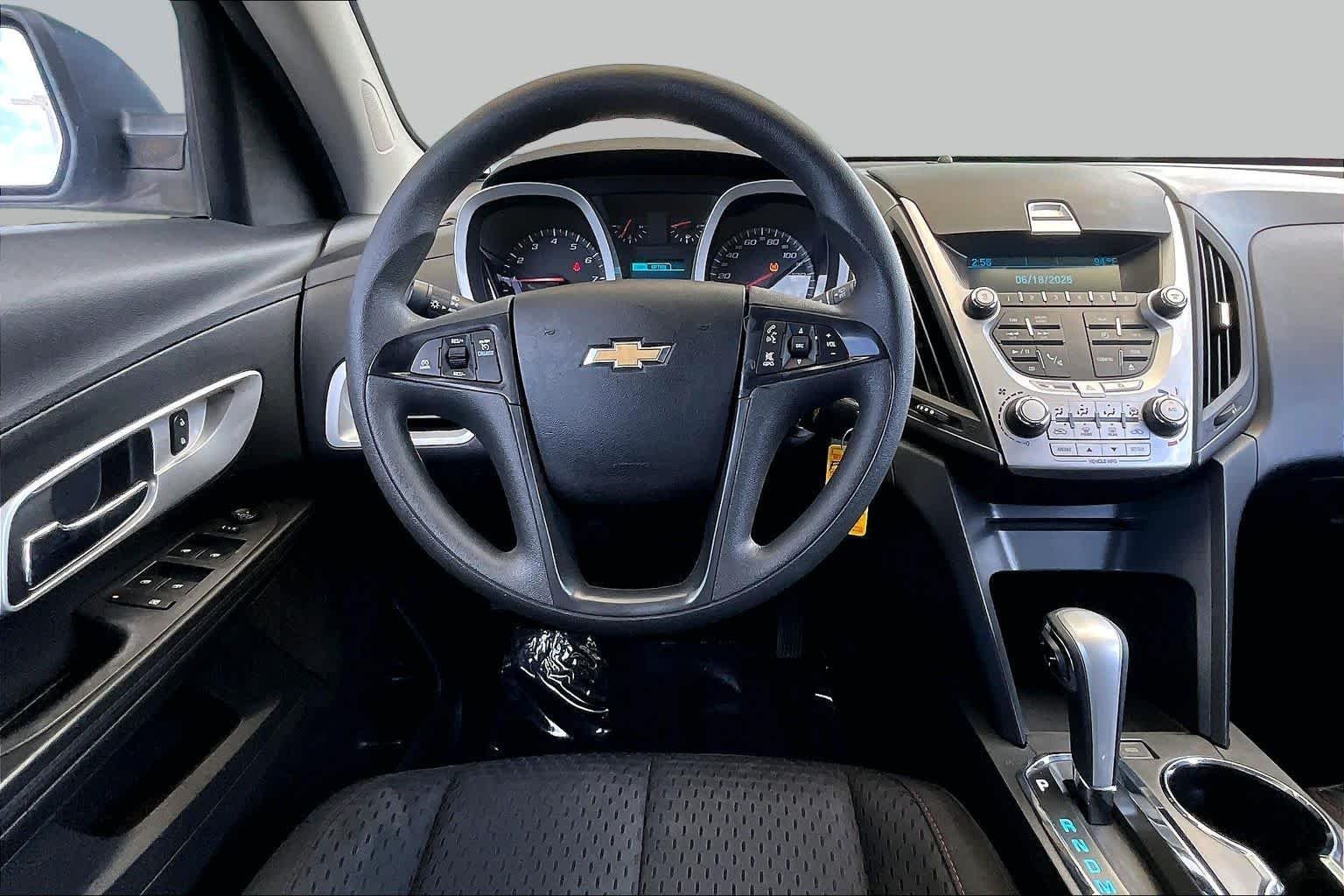 Used 2015 Summit White Chevrolet LS image 6