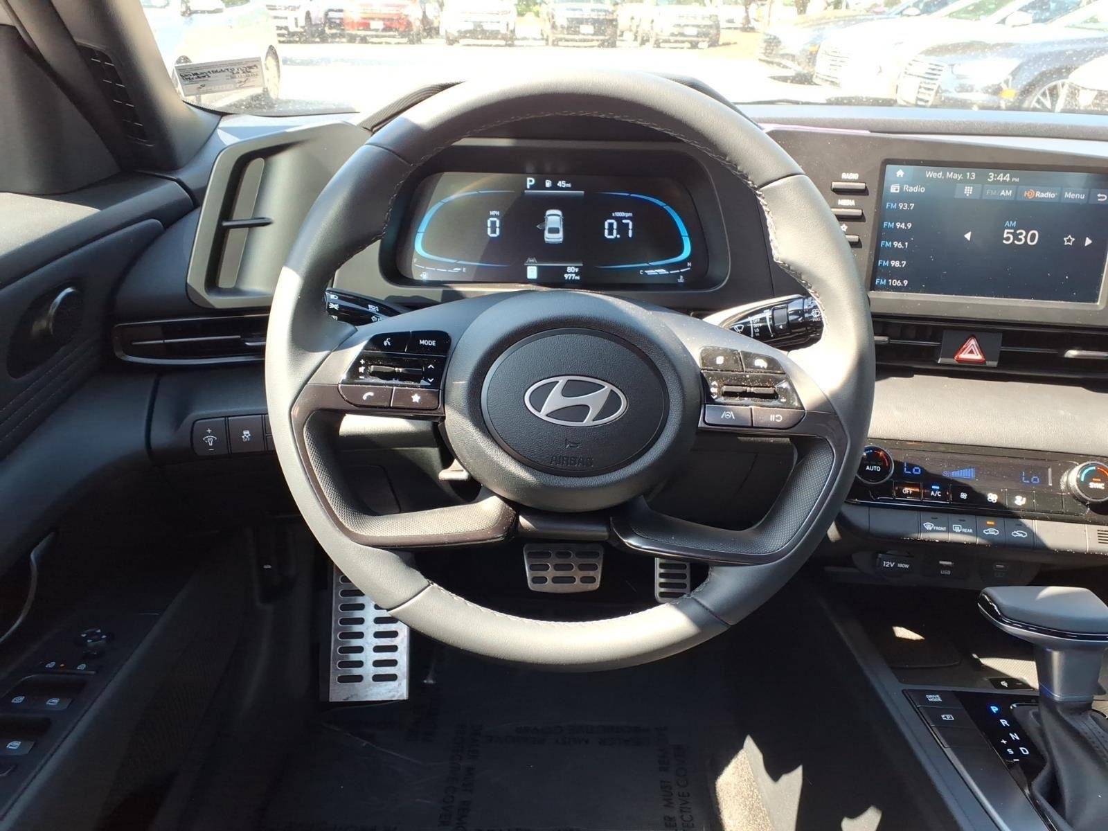 Certified Used 2026 Fluid Metal Hyundai SEL Sport image 17