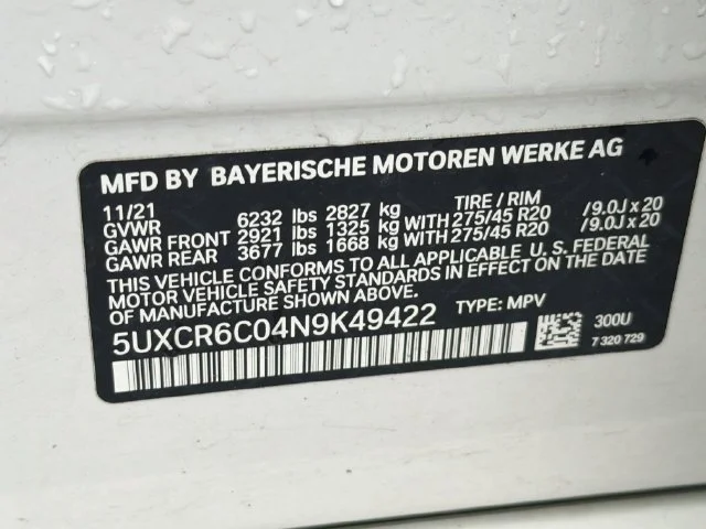 Used 2022 White BMW xDrive40i image 29