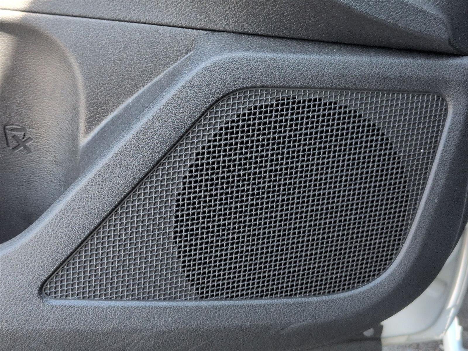 Used 2025  NISSAN SV image 17