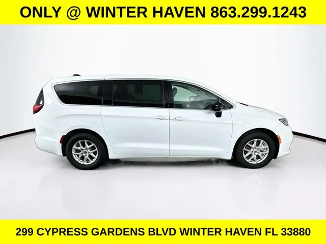Used 2024 White Chrysler Touring L image 8