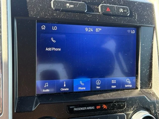 Used 2019 White Ford Lariat image 25