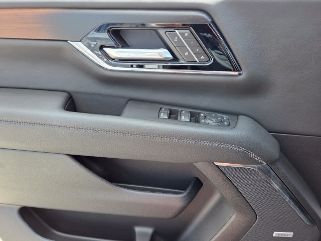 2026 GMC Yukon Denali - Photo 18