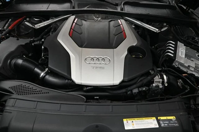 Used 2018 Black Audi 3.0T Premium Plus image 21