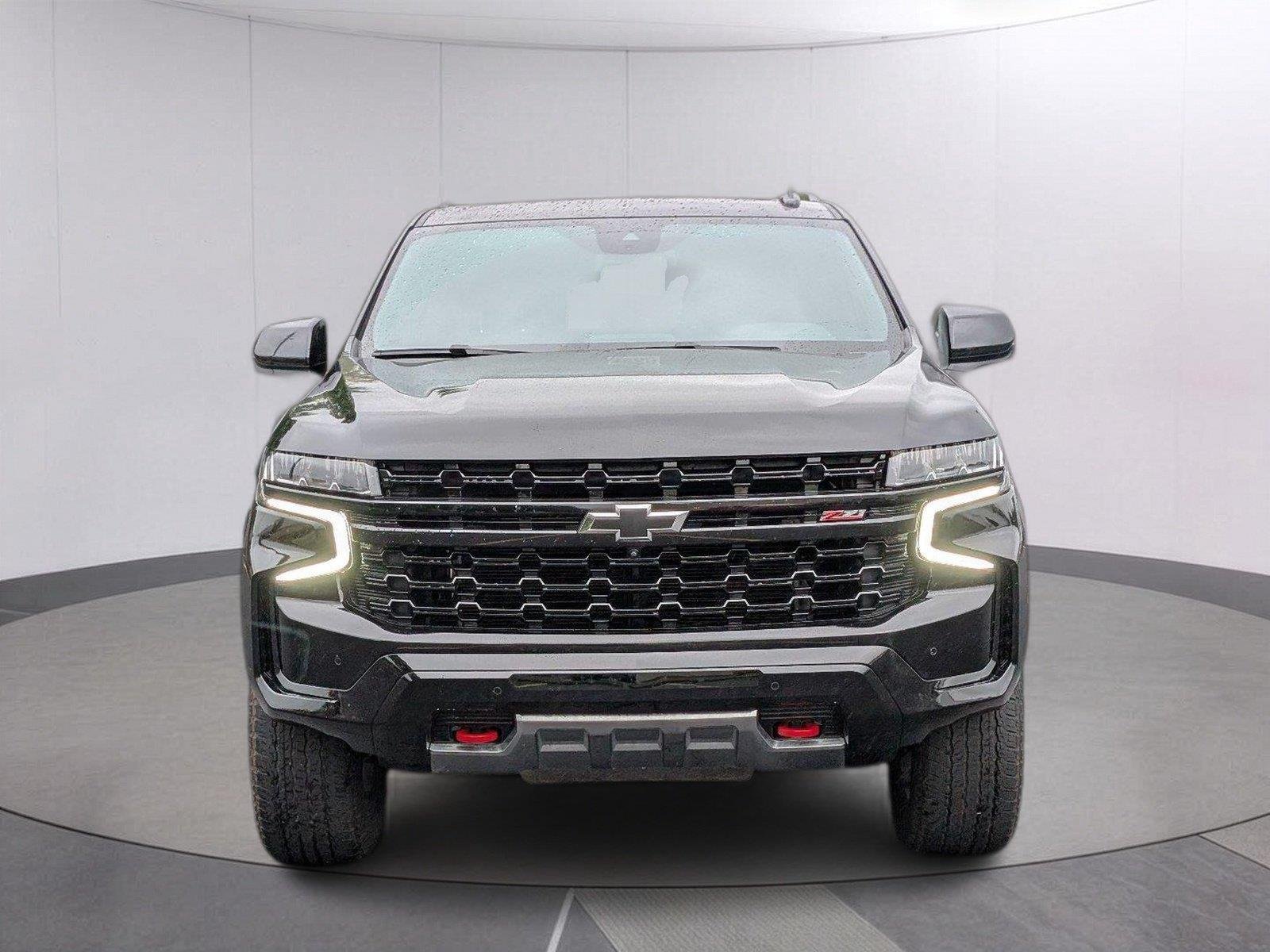 Used 2024 Black Chevrolet Z71 image 10