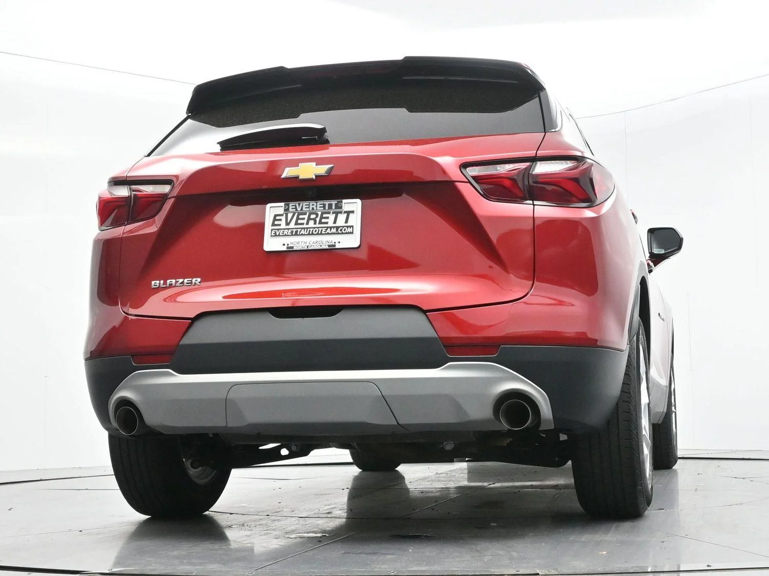 Used 2022 Cherry Red Tintcoat Chevrolet 2LT image 45