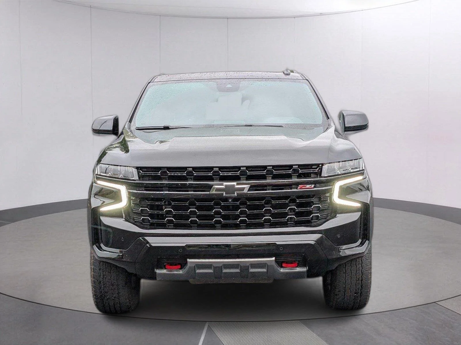 Used 2024 Black Chevrolet Z71 image 10