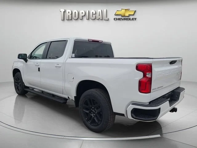 New 2026 Summit White Chevrolet RST image 3