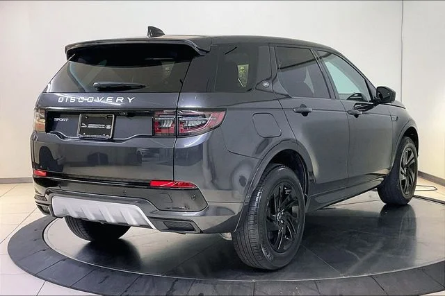 Used 2025 Gray Land Rover S image 9