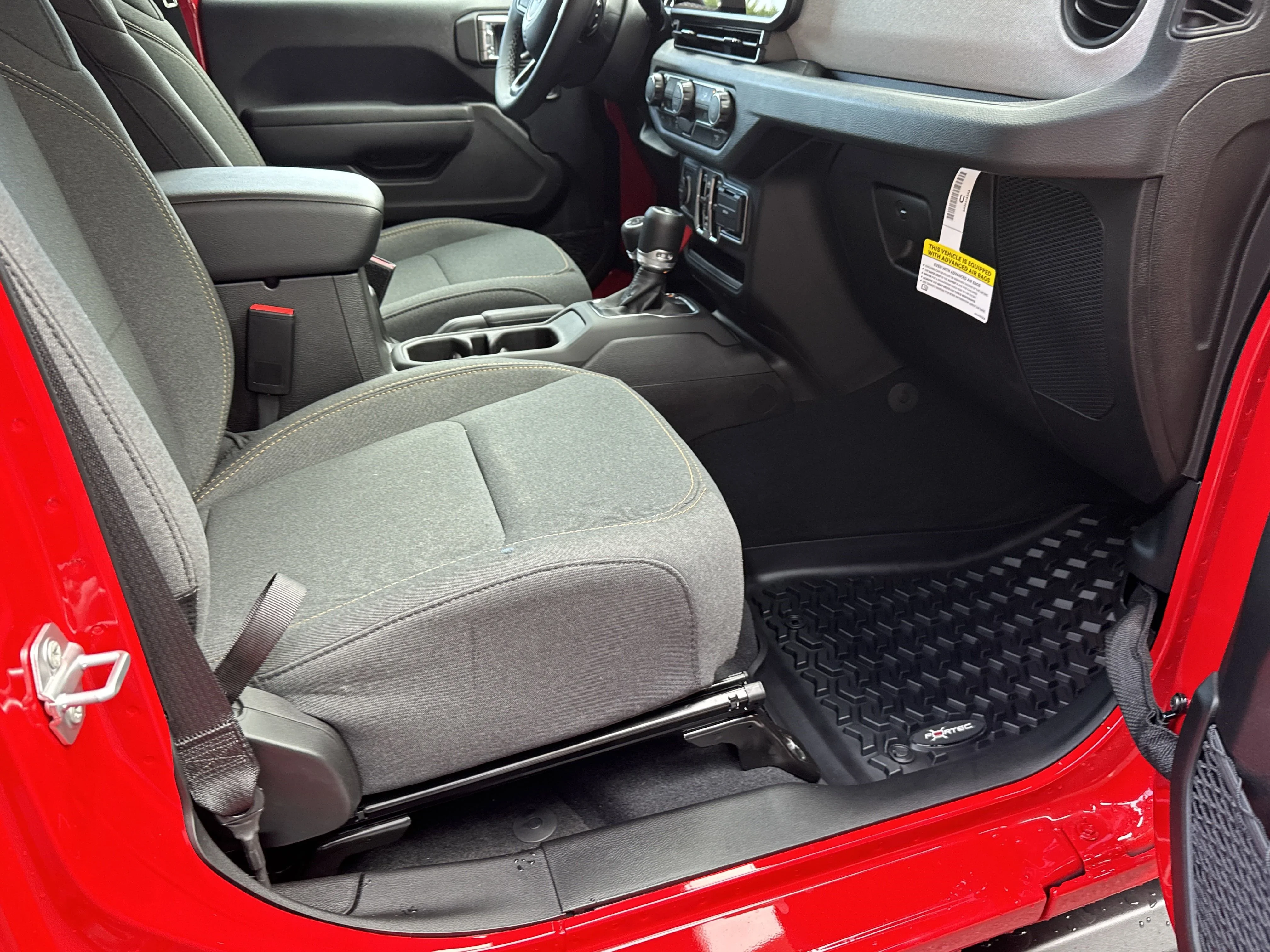 2025 Jeep Wrangler 4-Door Sport S - Photo 19
