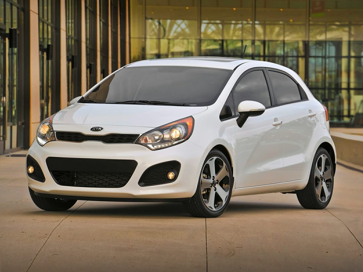 2013 Kia Rio LX AT's photo