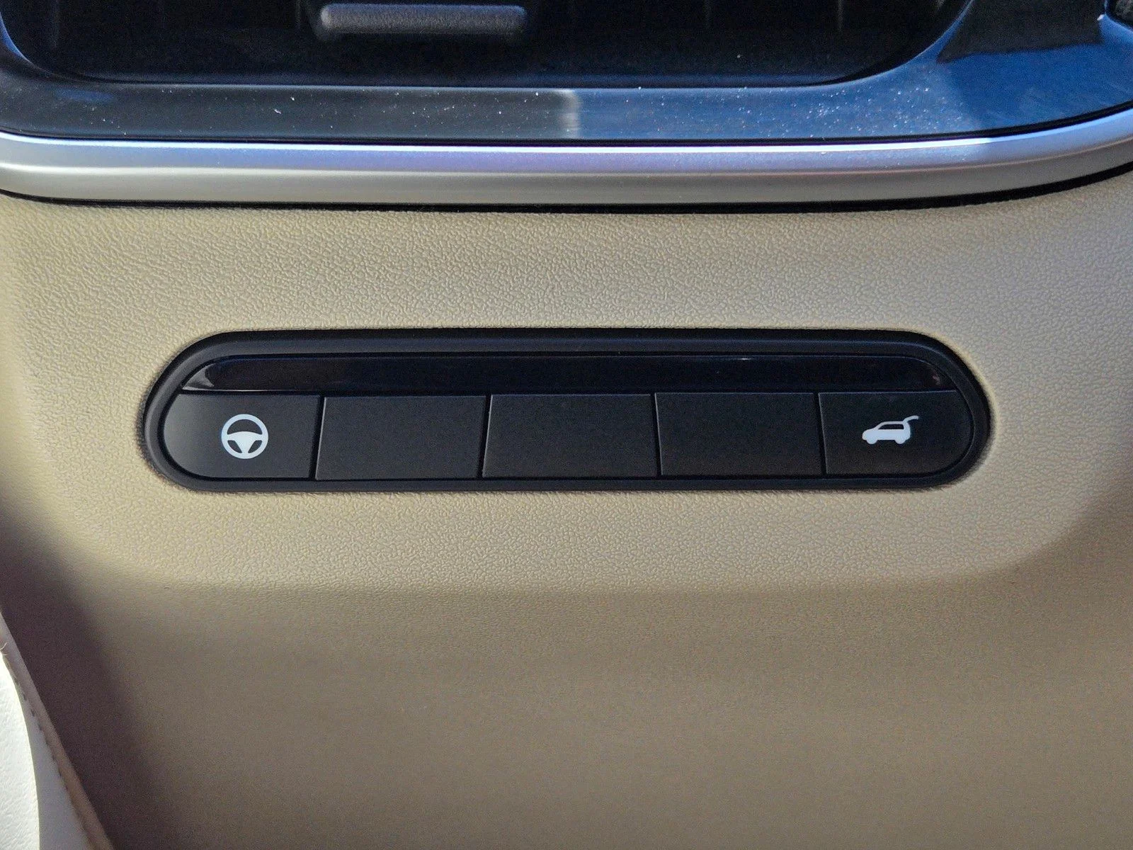 Used 2023 Grand Blue INFINITI LUXE image 30