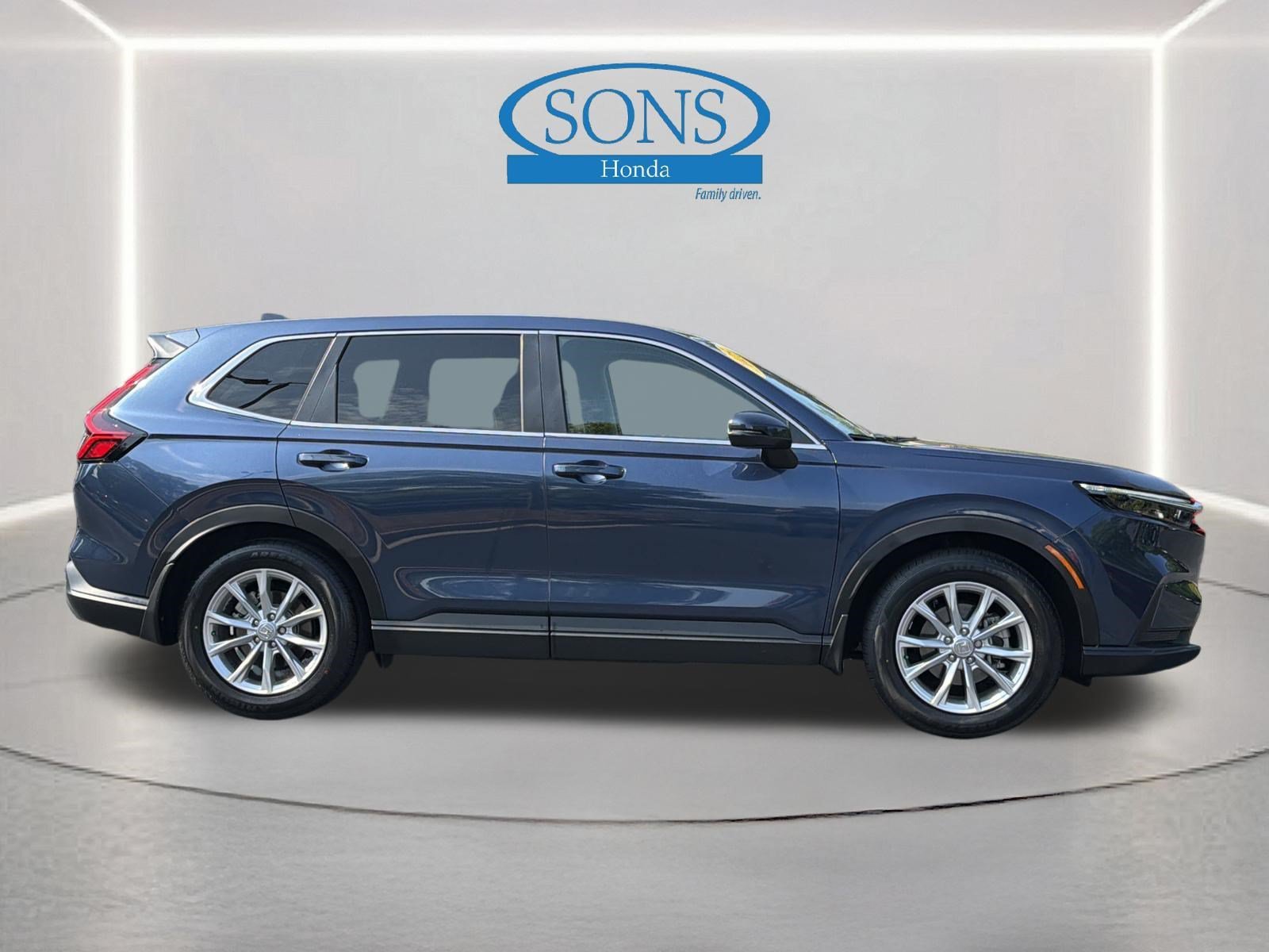 Used 2025 Canyon River Blue Metallic Honda EX image 27