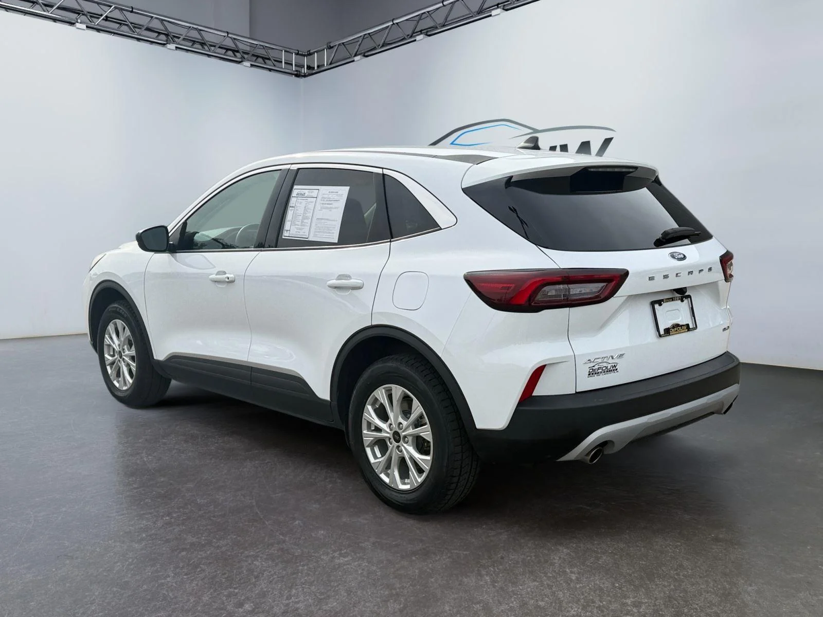 Used 2024 Oxford White Ford Active image 5