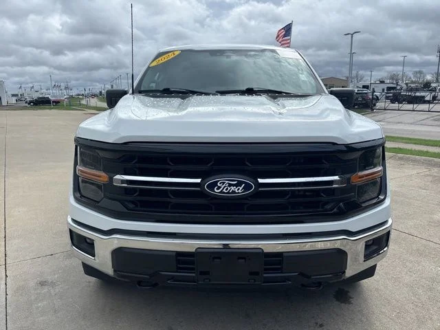 Certified Used 2024 Oxford White Clearcoat Ford XLT image 5