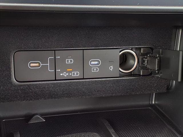 2025 Hyundai Sonata Hybrid Limited - Photo 19
