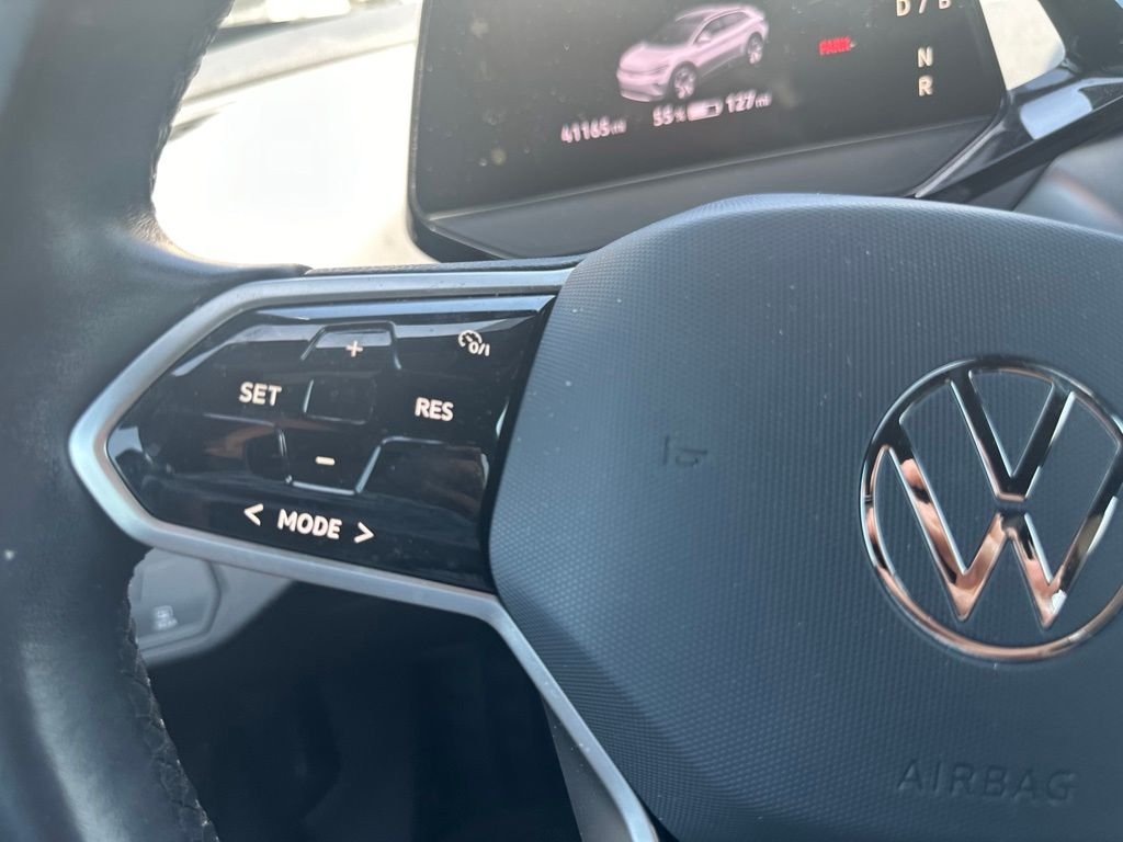 Used 2021 Black Volkswagen Pro image 11