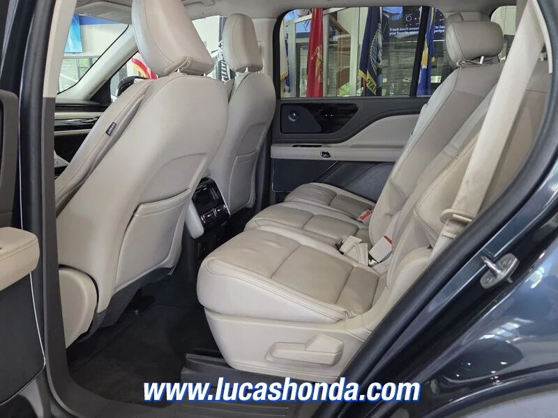 Used 2022 Gray LINCOLN Reserve RWD image 8