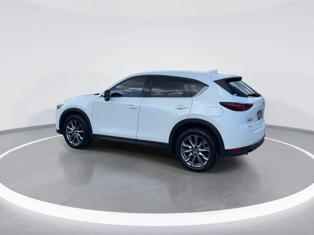 Used 2020 White Mazda Signature image 5