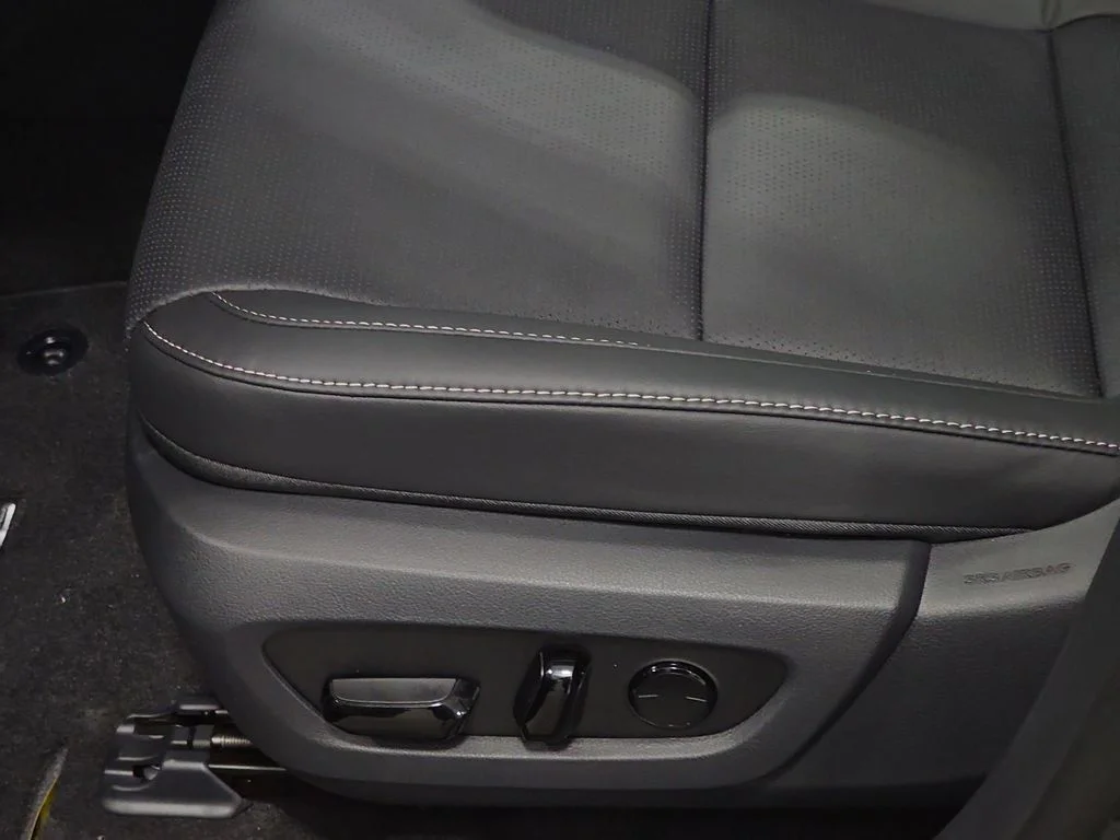 New 2026 Cloudburst Gray Lexus PREMIUM PLUS image 27