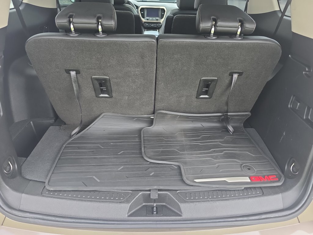 Used 2023 Gray GMC Denali image 9