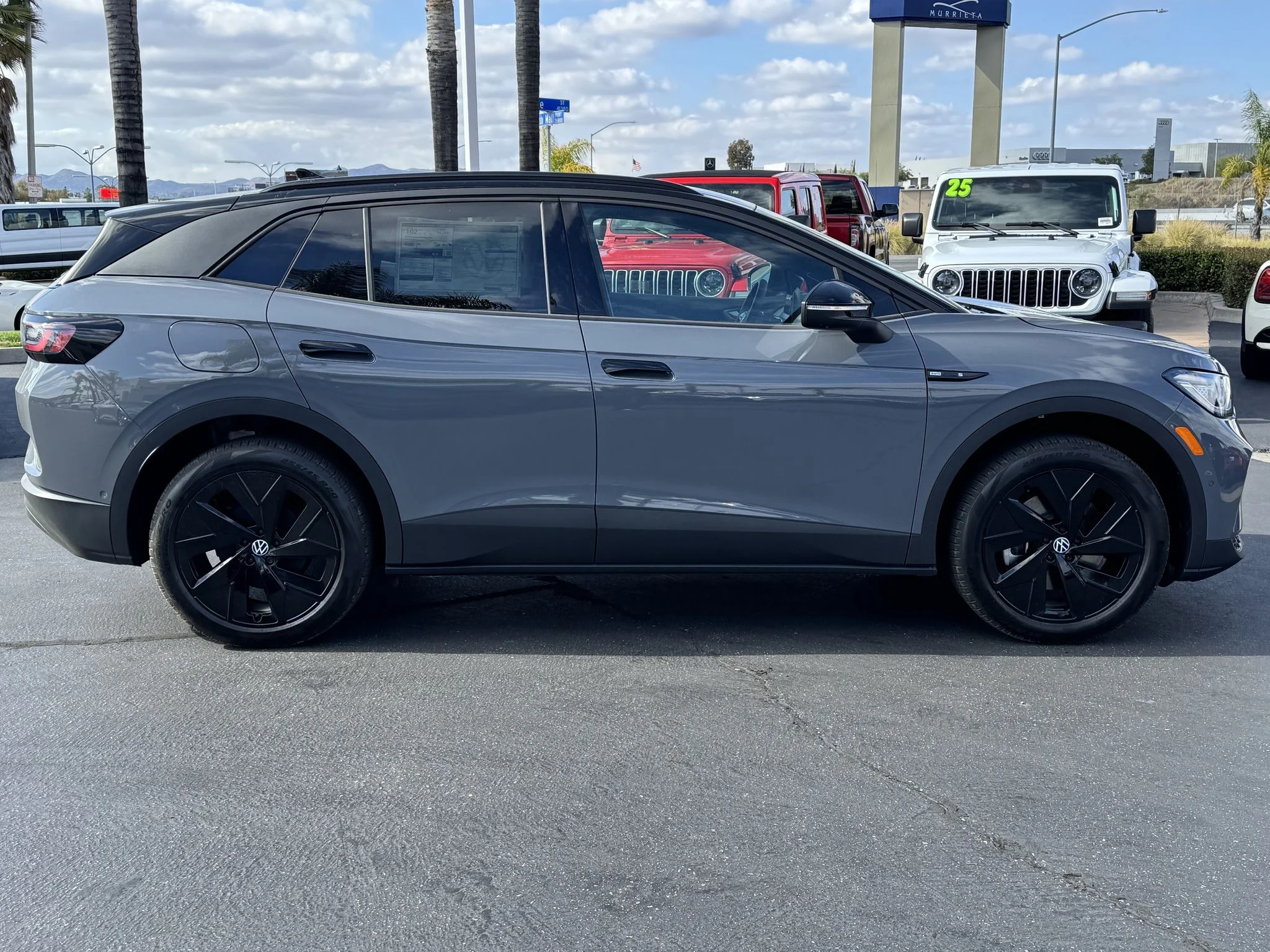 New 2026 Pure Gray w/Black Roof Volkswagen Pro S Plus image 8