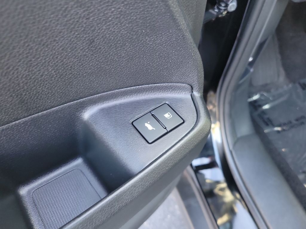 Used 2023  Honda Elite image 16