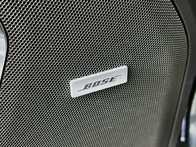 Used 2021 Gray Chevrolet Z71 image 34