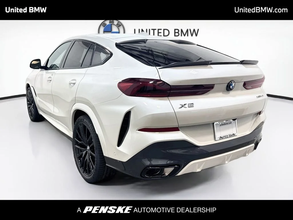 New 2027 Alpine White BMW xDrive40i image 7