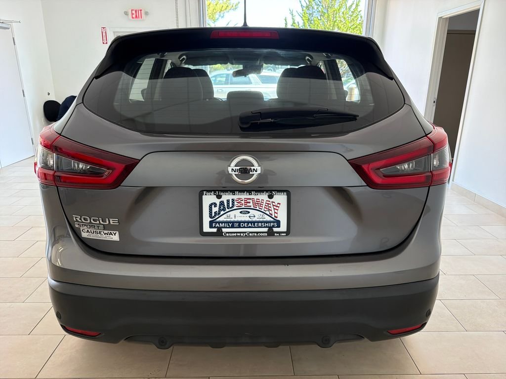 Used 2020 Gun Metallic Nissan S image 6
