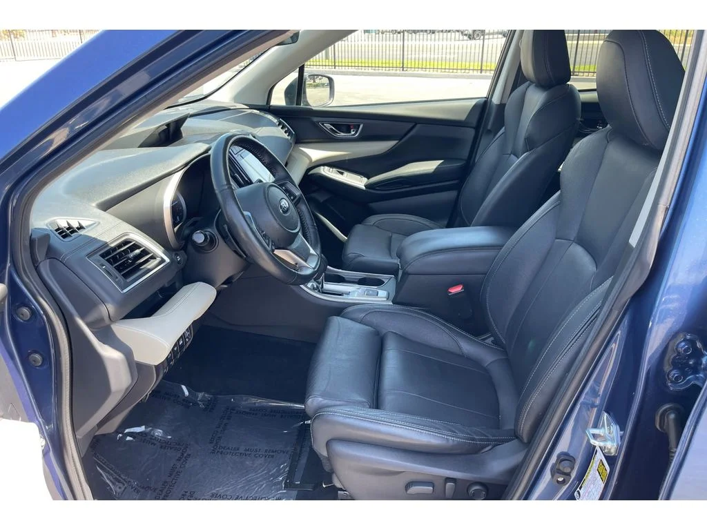 Used 2022 Abyss Blue Pearl Subaru Limited image 10