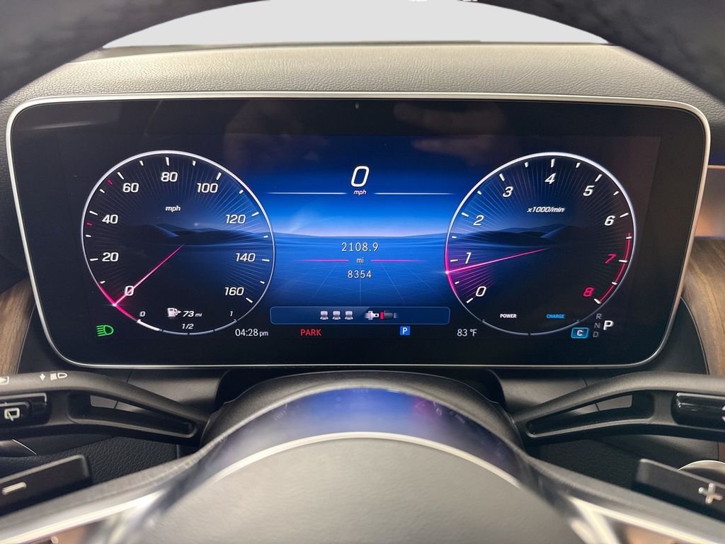 Used 2026  Mercedes-Benz GLC 300 image 35
