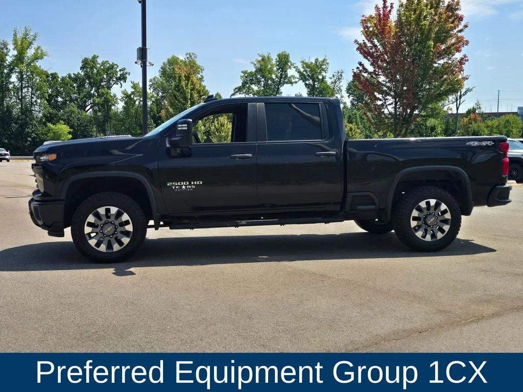 Used 2024 Black Chevrolet Custom image 4