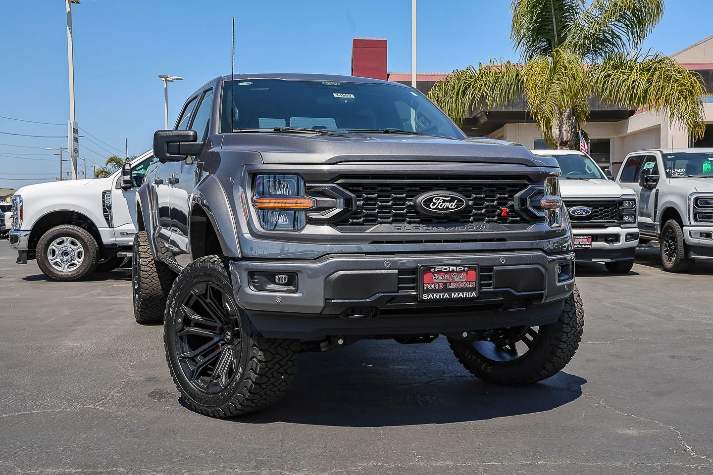 New 2026 Carbonized Gray Metallic Ford XLT image 1