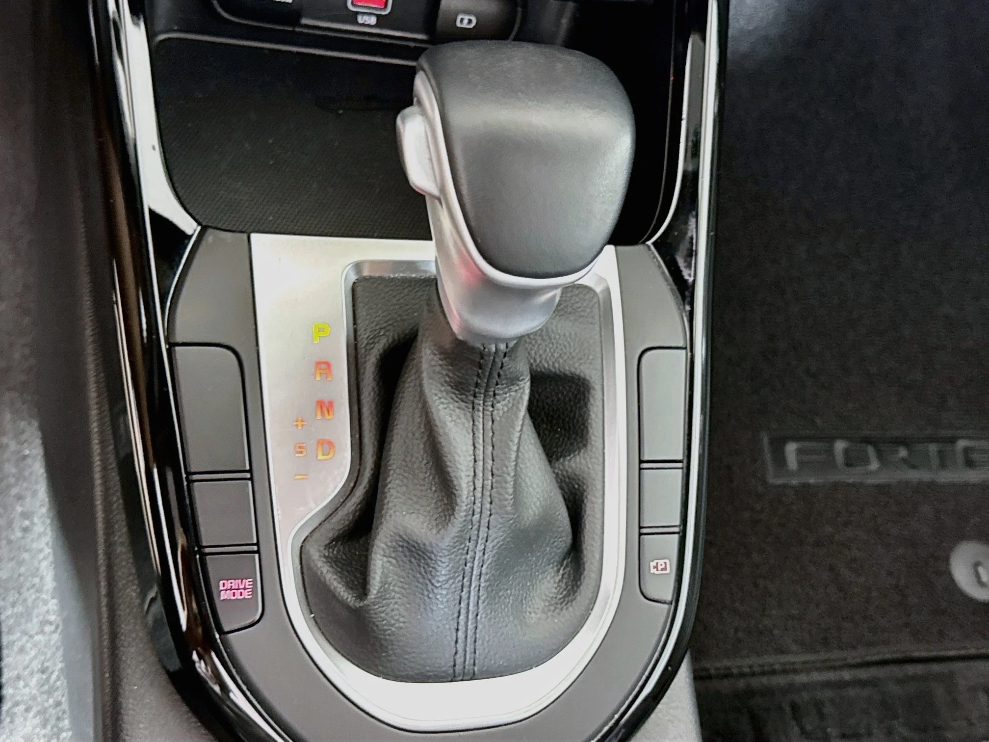 Used 2023 Fire Orange Kia GT-Line image 17