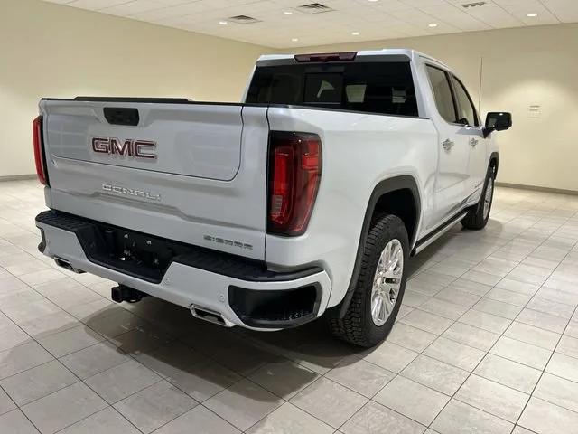 2026 GMC Sierra 1500 Denali - Photo 5