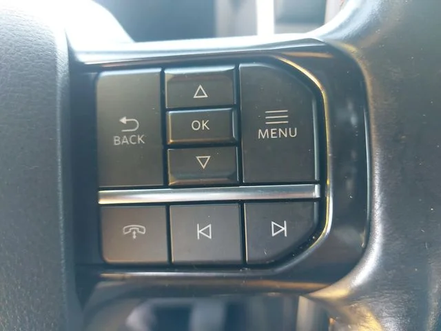 Used 2022 White Ford Platinum image 18