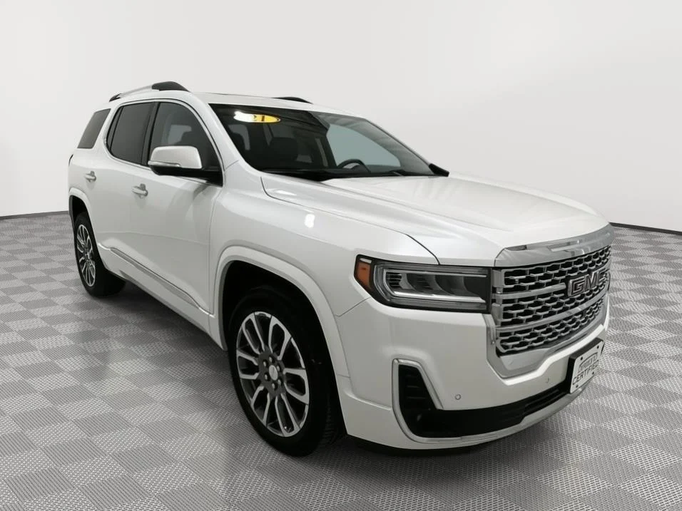 Used 2021 WHITE FROST TRICOAT GMC Denali image 7